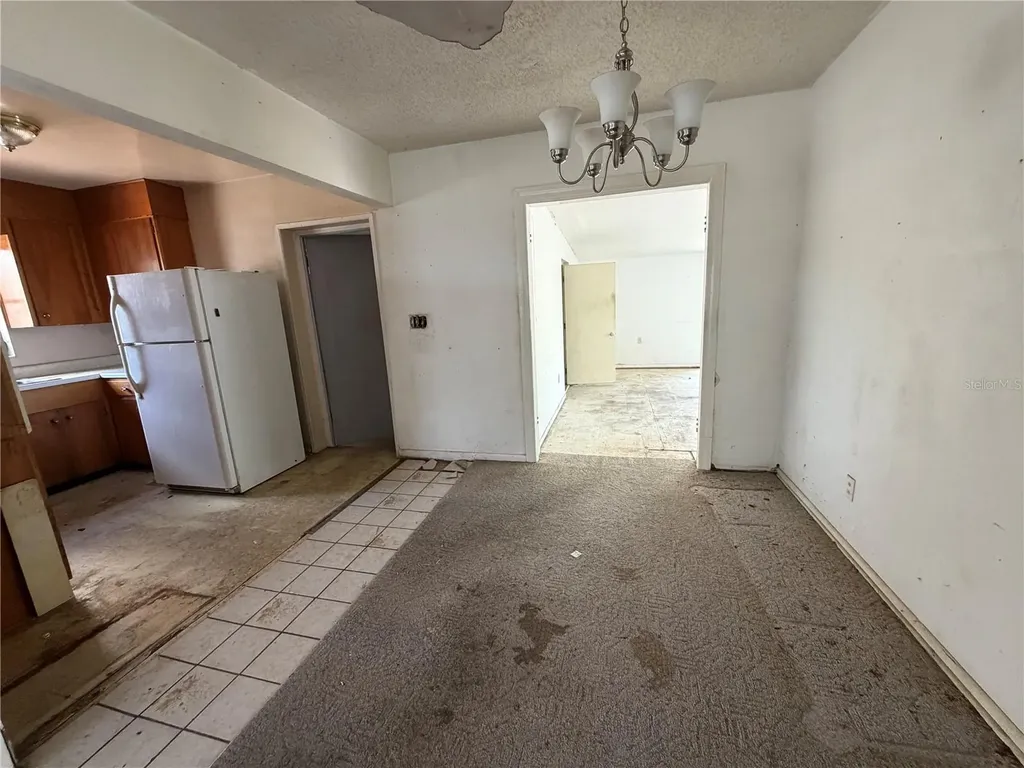 9805 N 54th Street Temple Terrace FL 33617