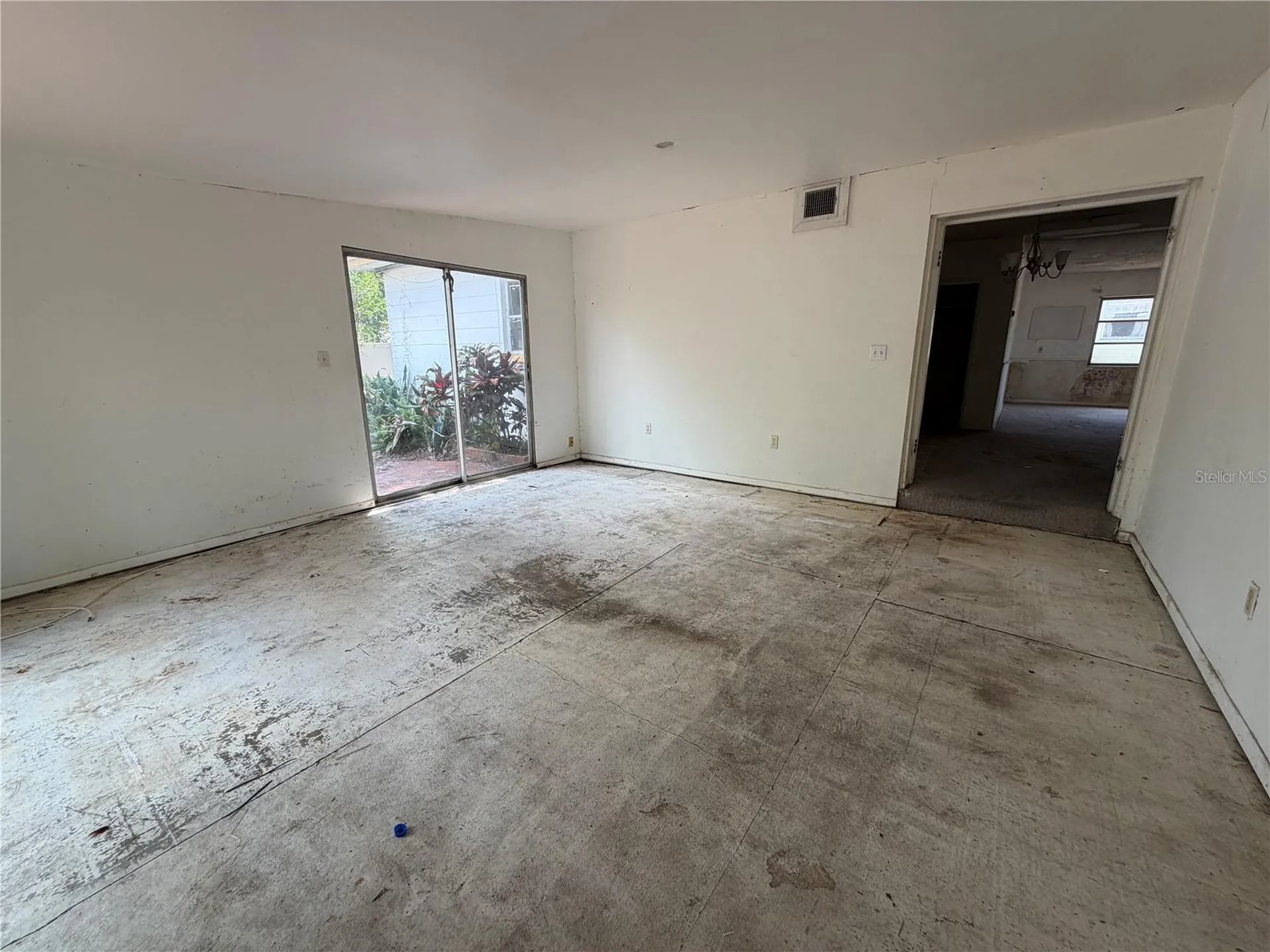 9805 N 54th Street Temple Terrace FL 33617