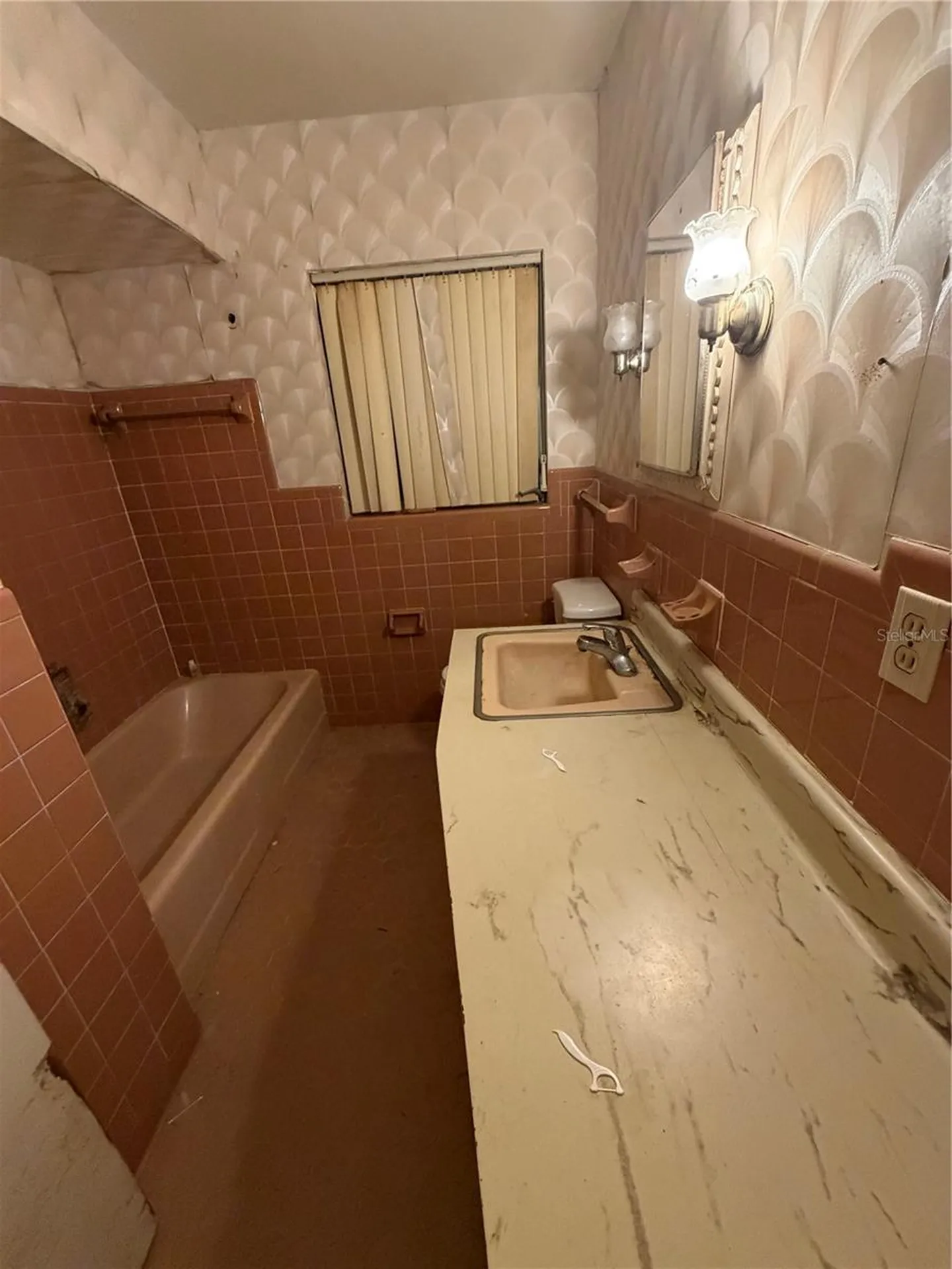 9805 N 54th Street Temple Terrace FL 33617