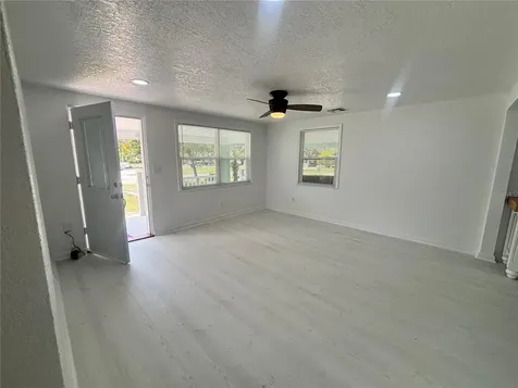 124 Coronado Road Debary FL 32713