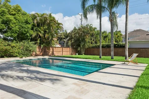2803 W Morrison Avenue Tampa FL 33629