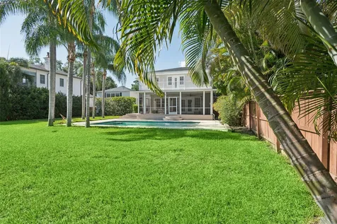 2803 W Morrison Avenue Tampa FL 33629