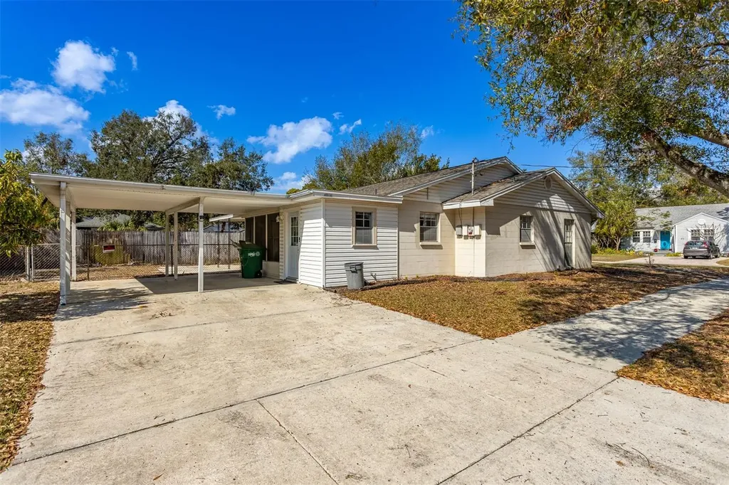 812 W Warren Avenue Tampa FL 33602