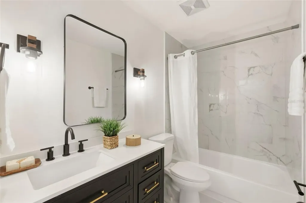 17002 Paula Lane Lutz FL 33558