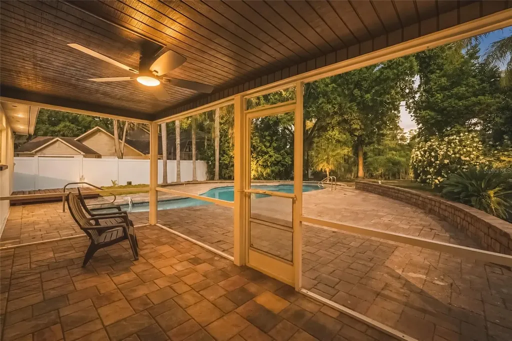 17002 Paula Lane Lutz FL 33558
