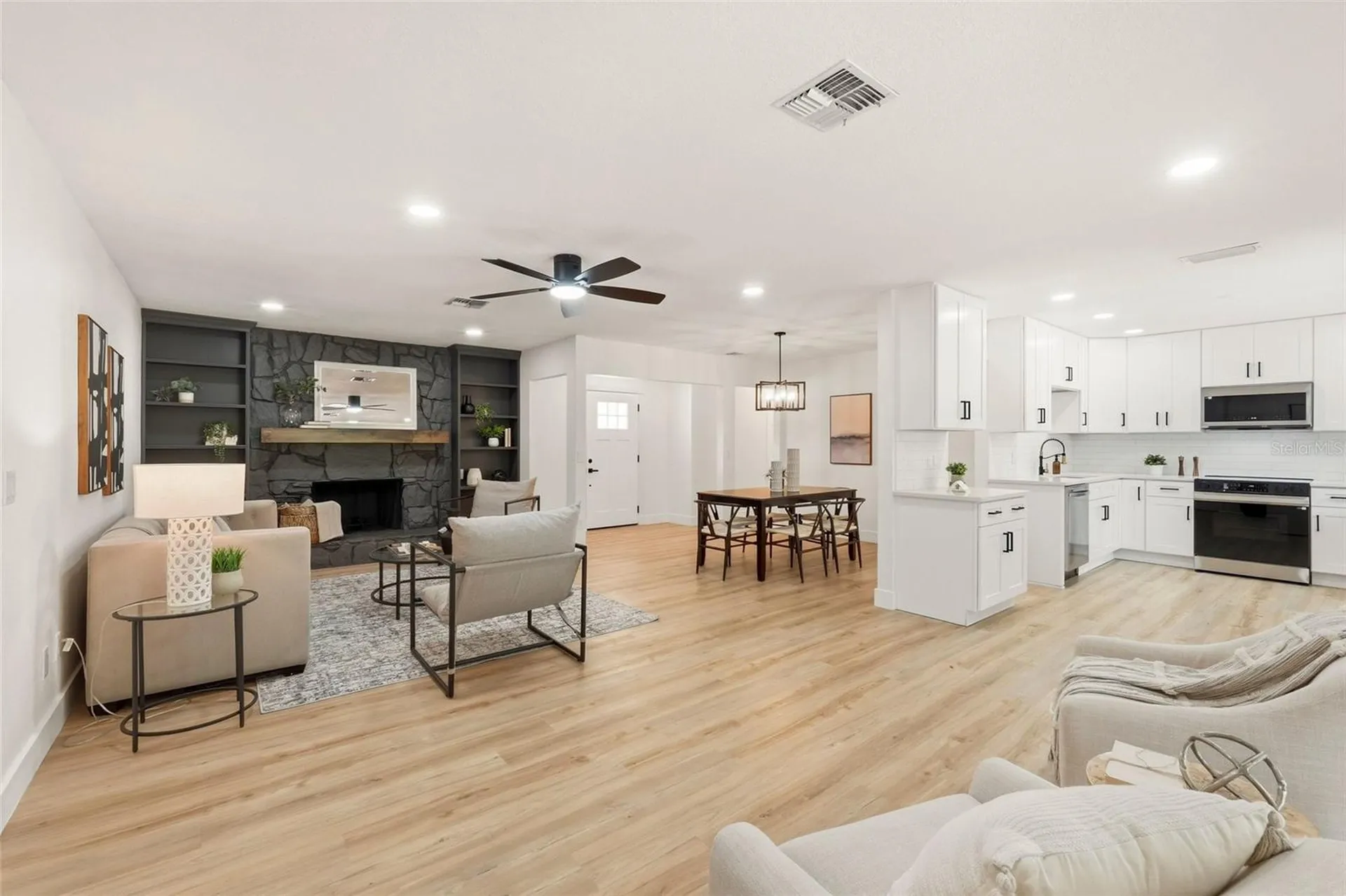 17002 Paula Lane Lutz FL 33558