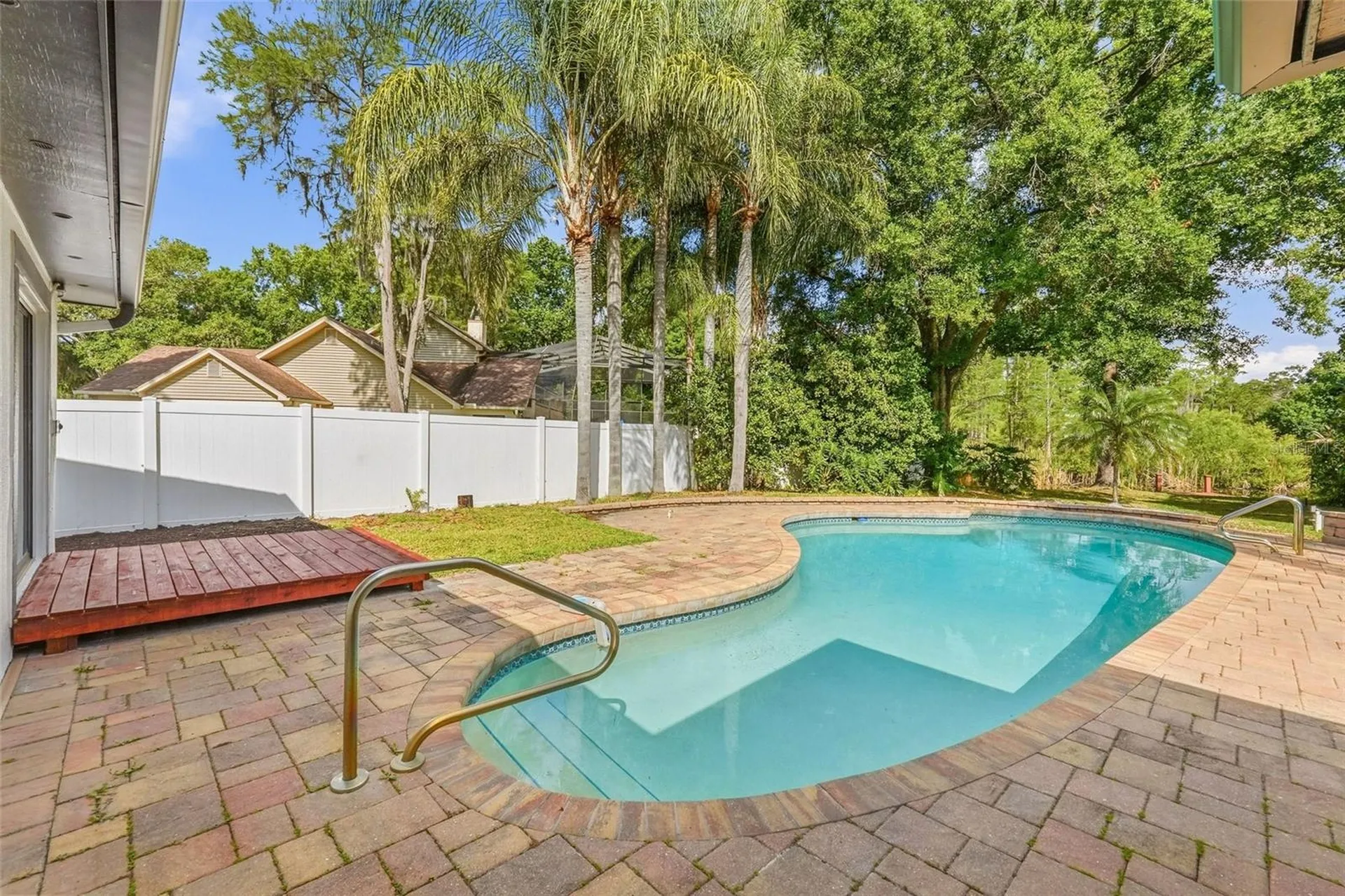 17002 Paula Lane Lutz FL 33558