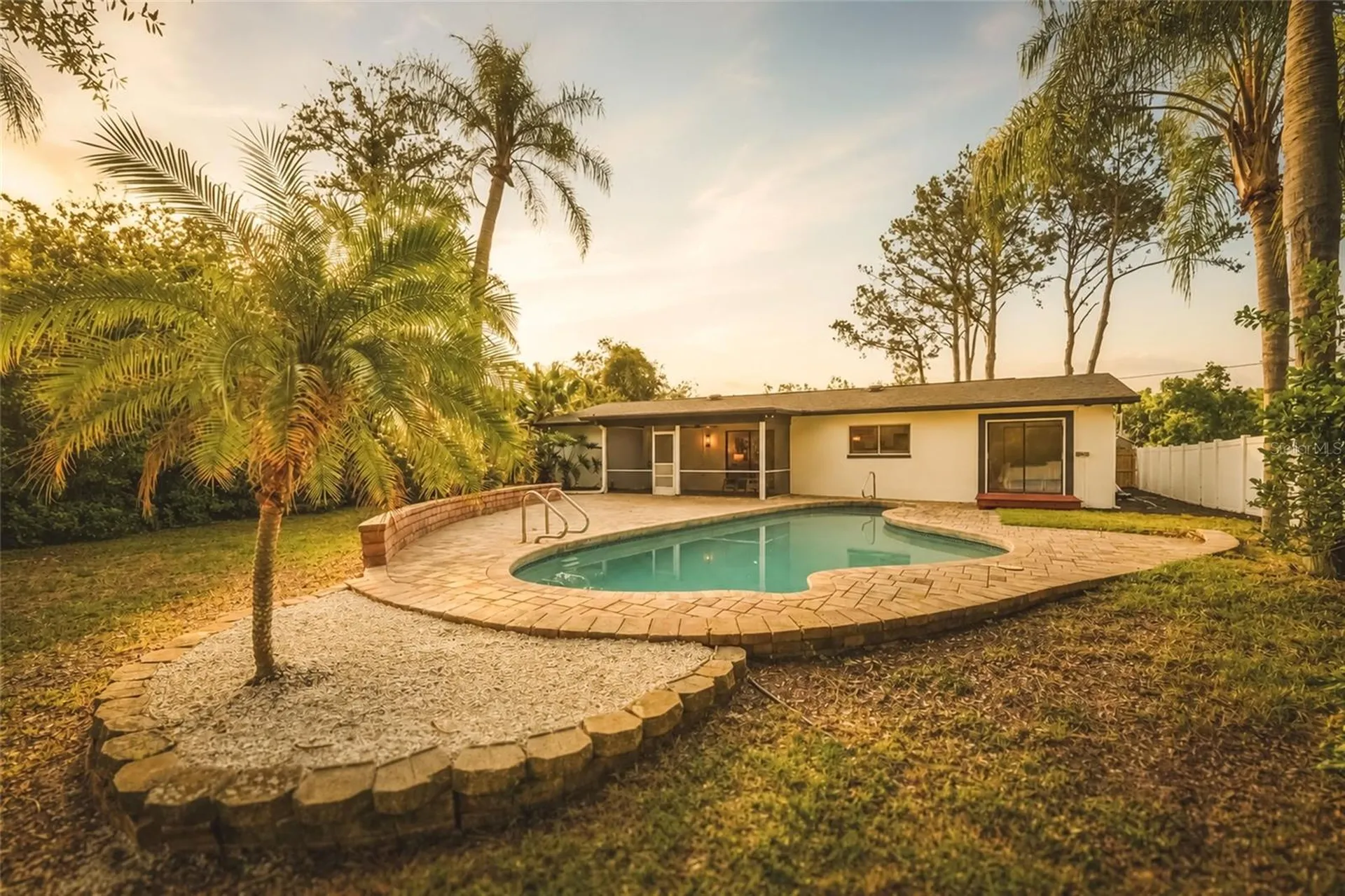 17002 Paula Lane Lutz FL 33558
