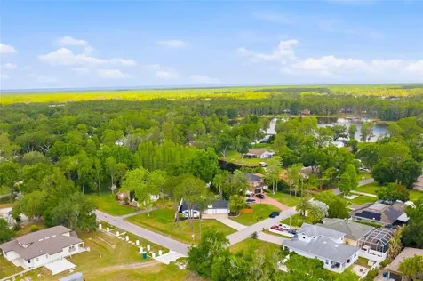17002 Paula Lane Lutz FL 33558