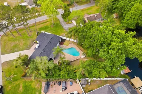 17002 Paula Lane Lutz FL 33558