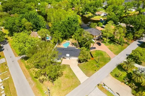 17002 Paula Lane Lutz FL 33558