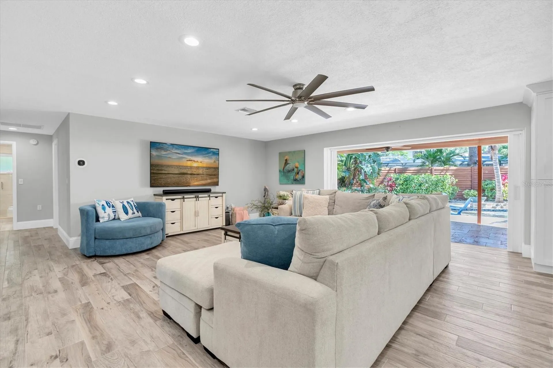 7587 132nd Way Seminole FL 33776