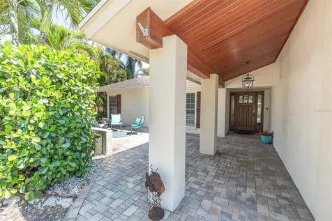 7587 132nd Way Seminole FL 33776
