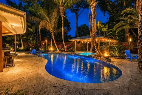 7587 132nd Way Seminole FL 33776