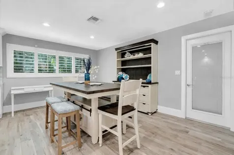 7587 132nd Way Seminole FL 33776