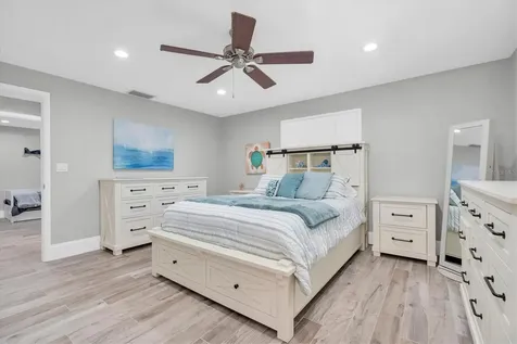 7587 132nd Way Seminole FL 33776