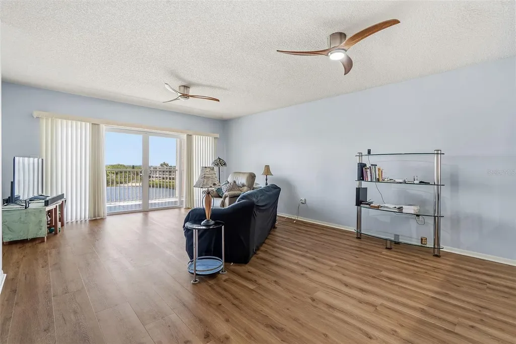 6551 Shoreline Drive St Petersburg FL 33708