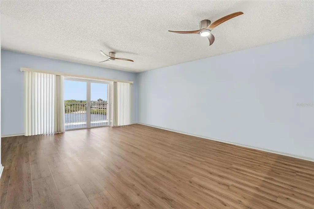 6551 Shoreline Drive St Petersburg FL 33708