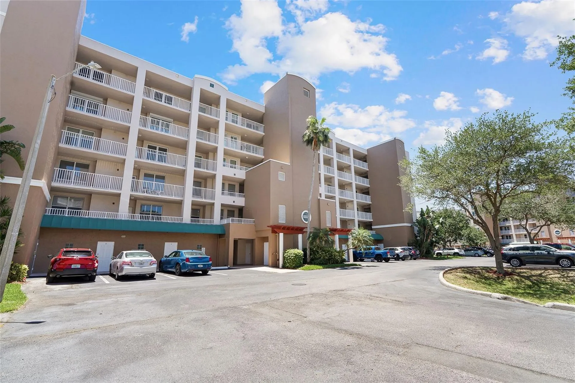 6551 Shoreline Drive St Petersburg FL 33708