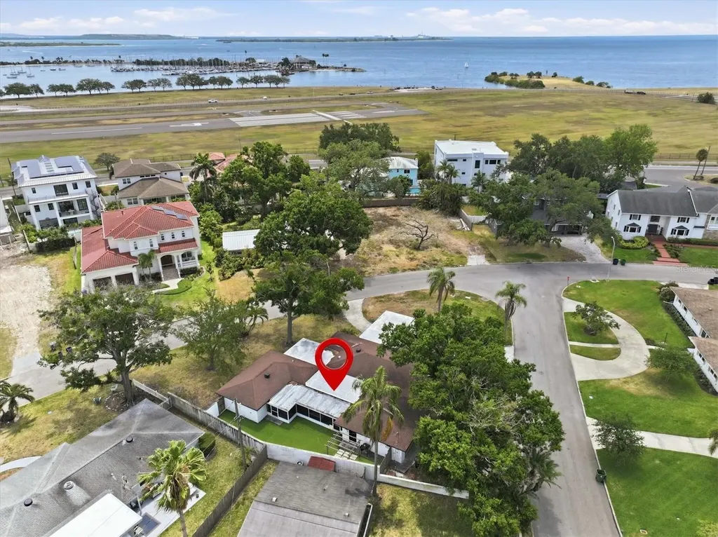 628 Ontario Avenue Tampa FL 33606