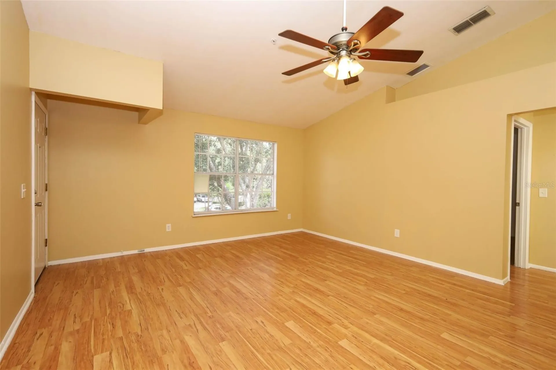 120 Reserve Circle Oviedo FL 32765