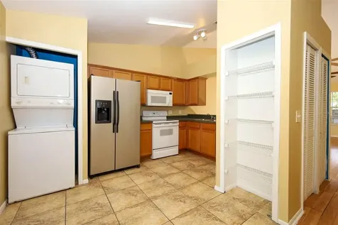 120 Reserve Circle Oviedo FL 32765
