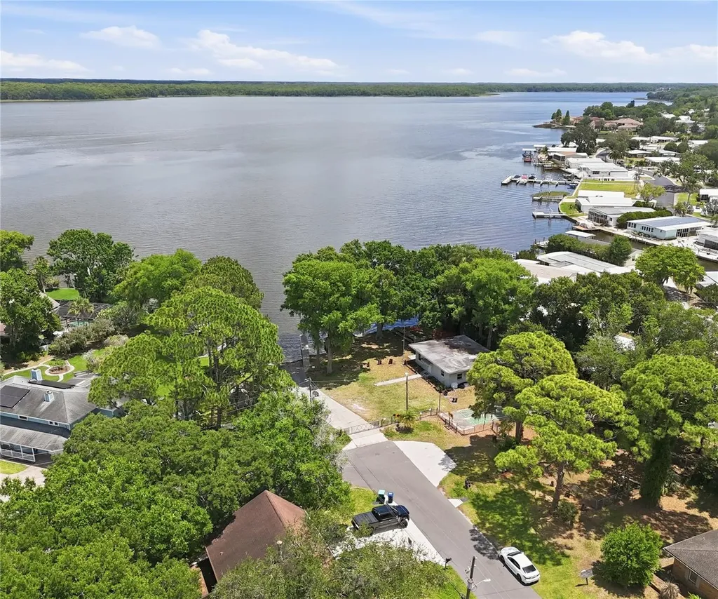 179 E Canal Drive Palm Harbor FL 34684
