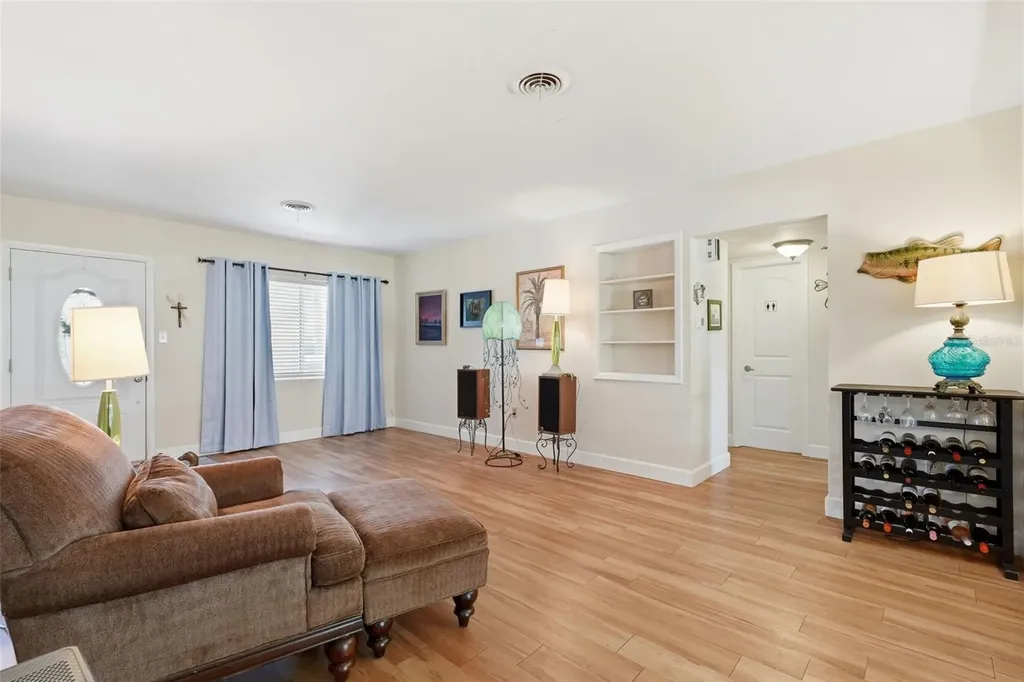 179 E Canal Drive Palm Harbor FL 34684