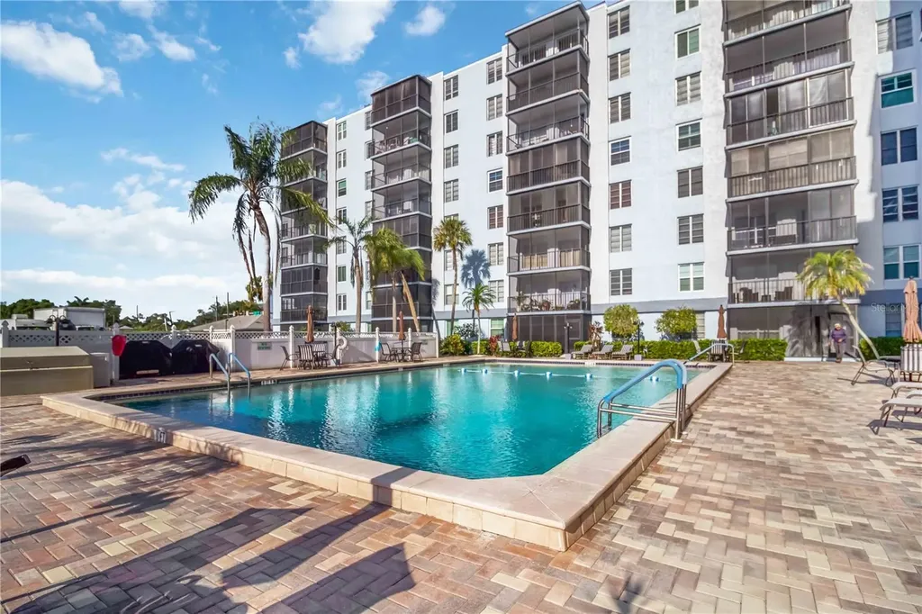 2901 26th Street W Bradenton FL 34205