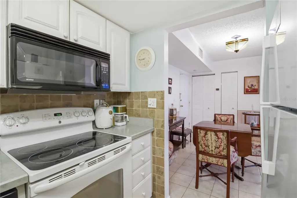 2901 26th Street W Bradenton FL 34205