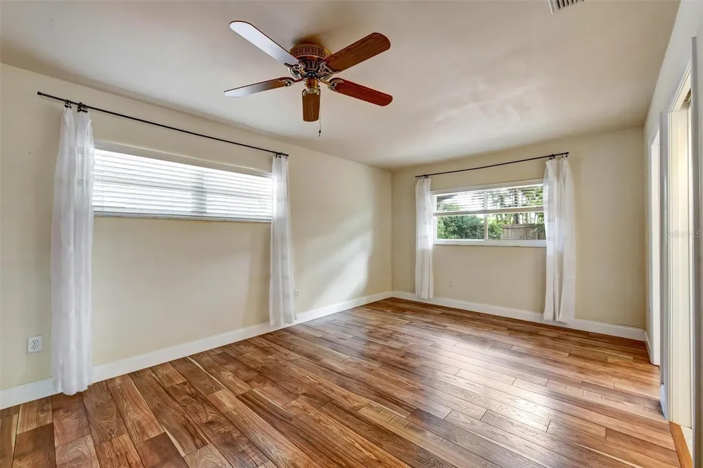 750 Wood Street Dunedin FL 34698