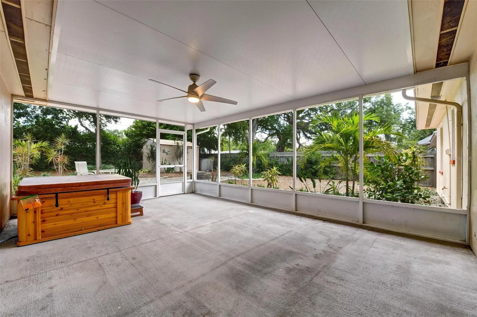 750 Wood Street Dunedin FL 34698