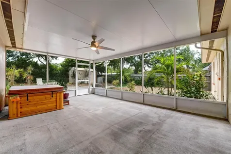 750 Wood Street Dunedin FL 34698