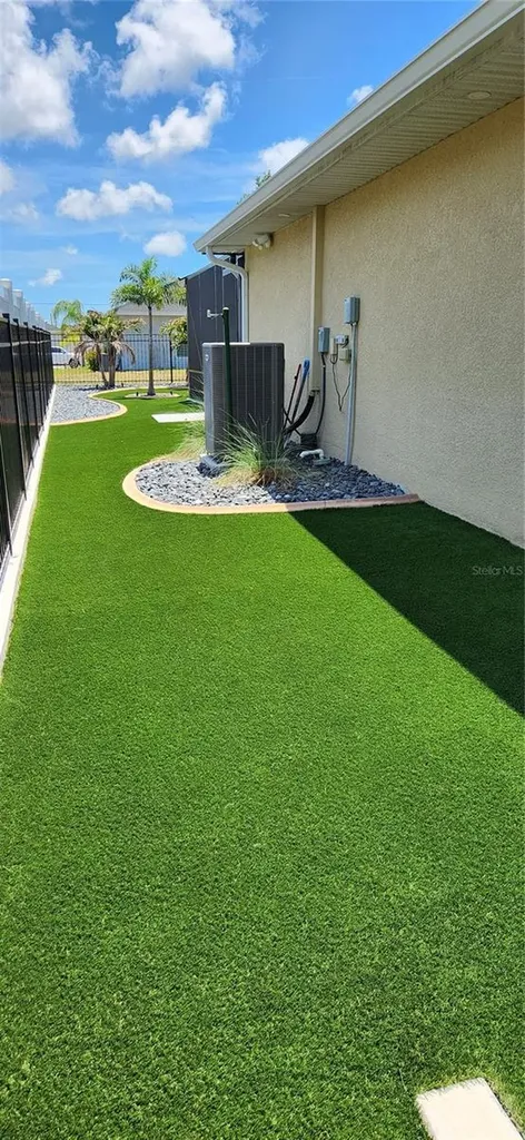 141 Hercules Drive Rotonda West FL 33947