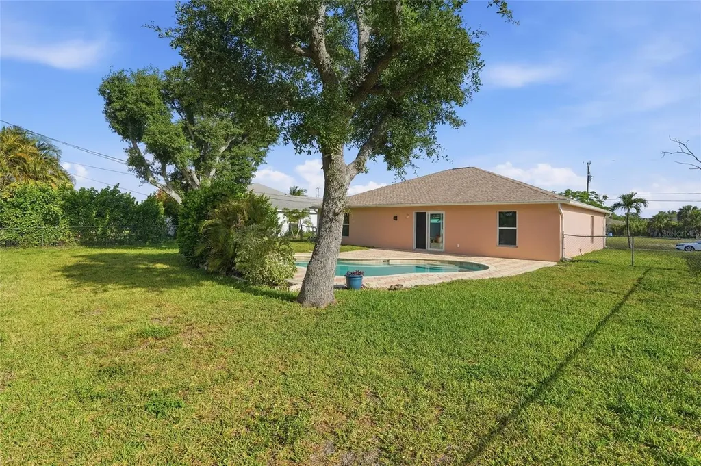 2004 NE 5th Terrace Cape Coral FL 33909