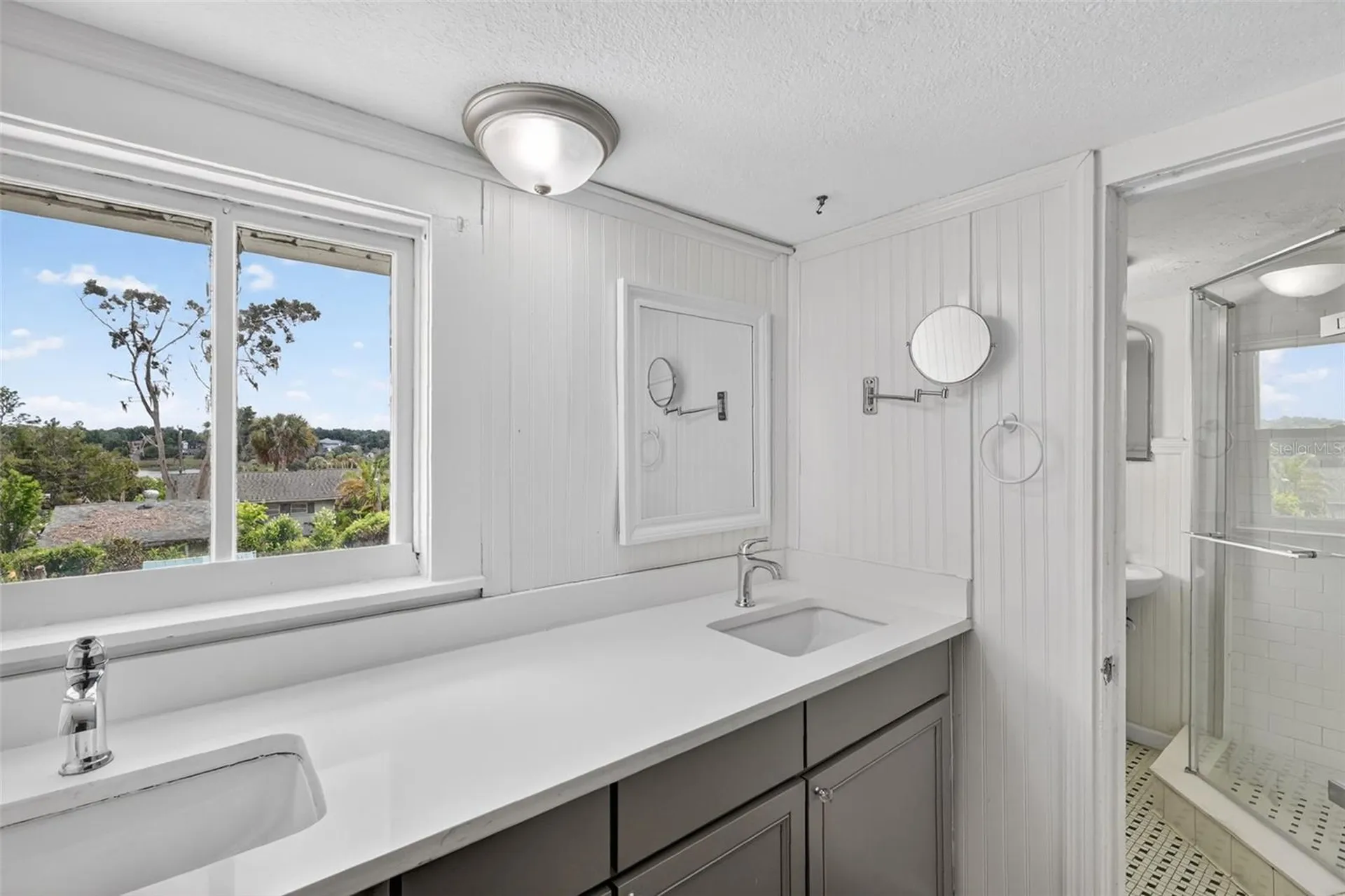 708 E Lemon Avenue Eustis FL 32726