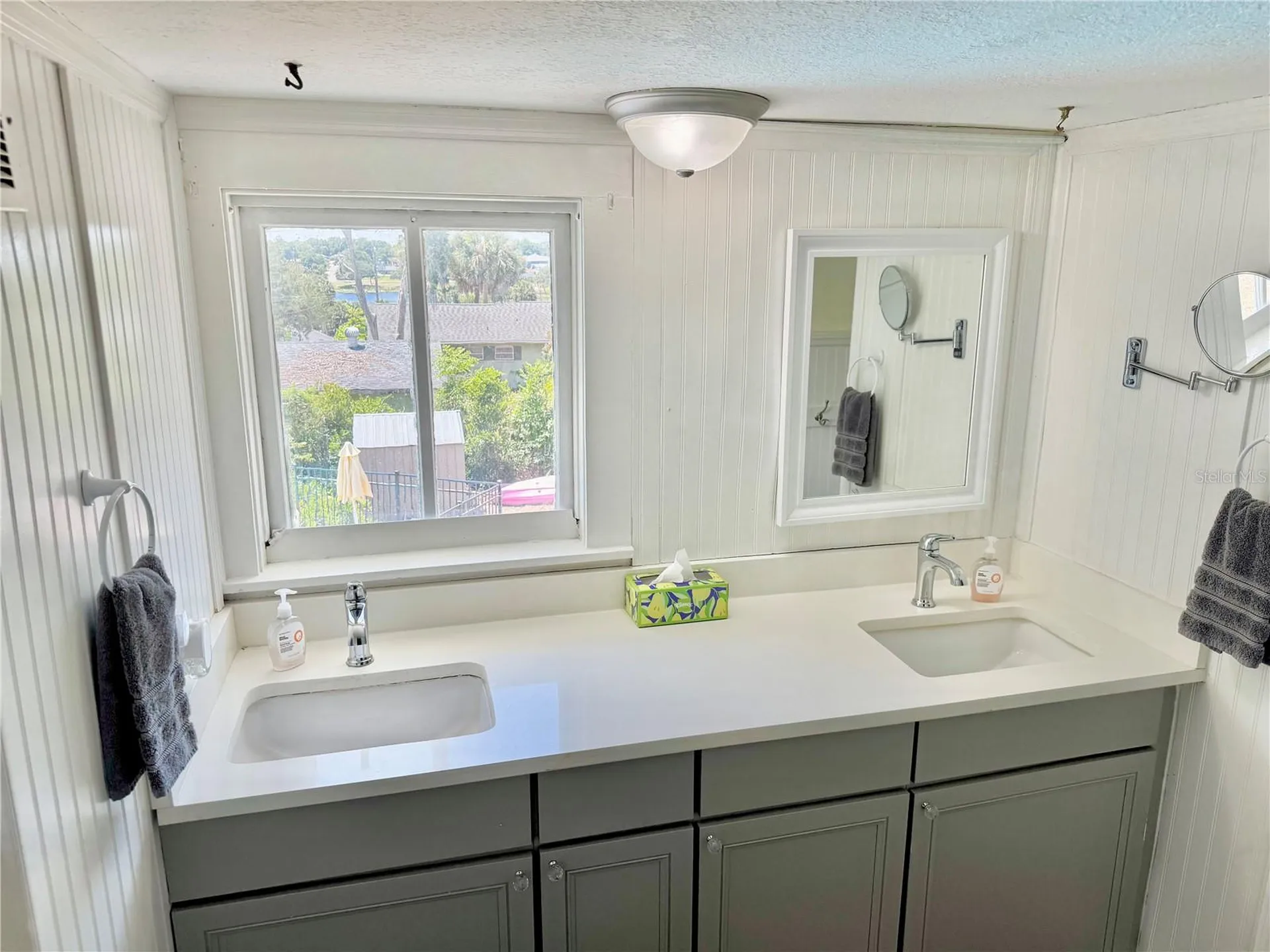 708 E Lemon Avenue Eustis FL 32726