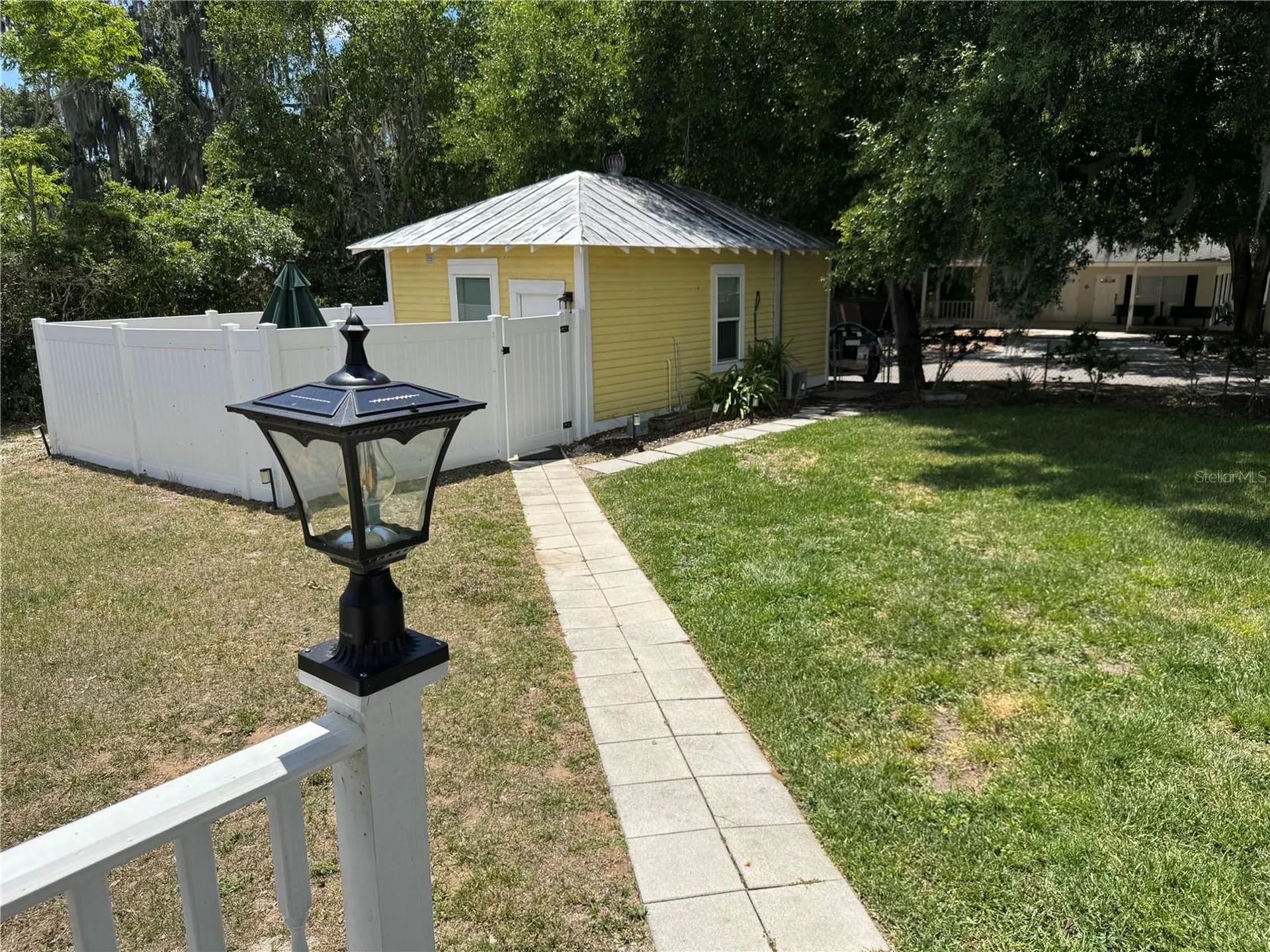 708 E Lemon Avenue Eustis FL 32726