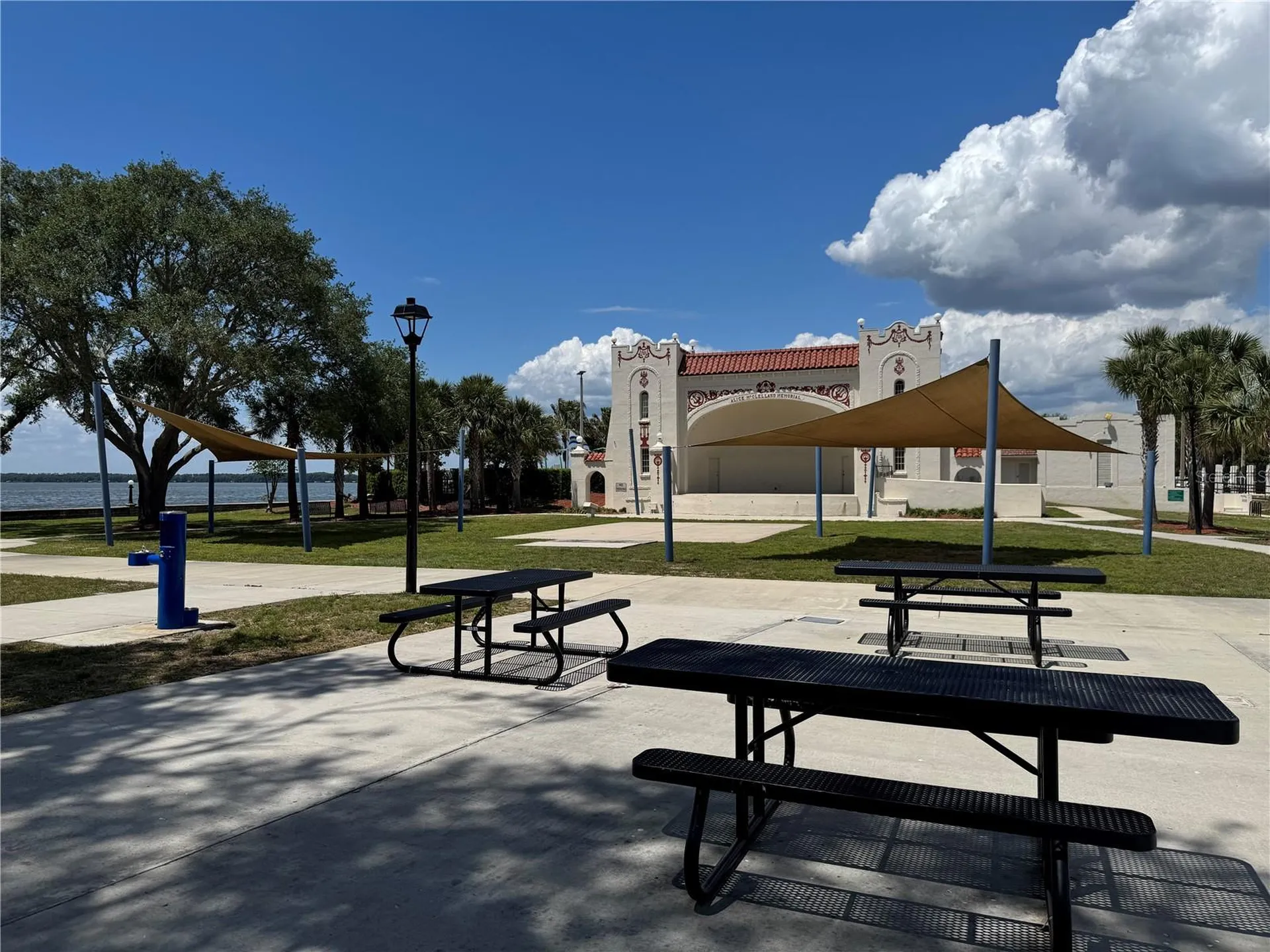 708 E Lemon Avenue Eustis FL 32726