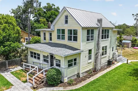 708 E Lemon Avenue Eustis FL 32726