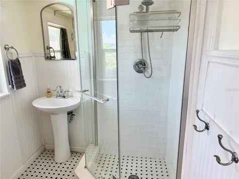 708 E Lemon Avenue Eustis FL 32726