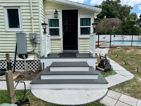 708 E Lemon Avenue Eustis FL 32726
