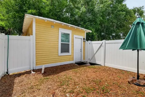 708 E Lemon Avenue Eustis FL 32726