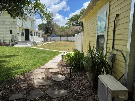708 E Lemon Avenue Eustis FL 32726