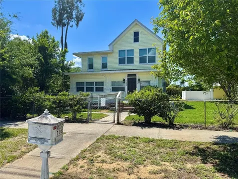 708 E Lemon Avenue Eustis FL 32726