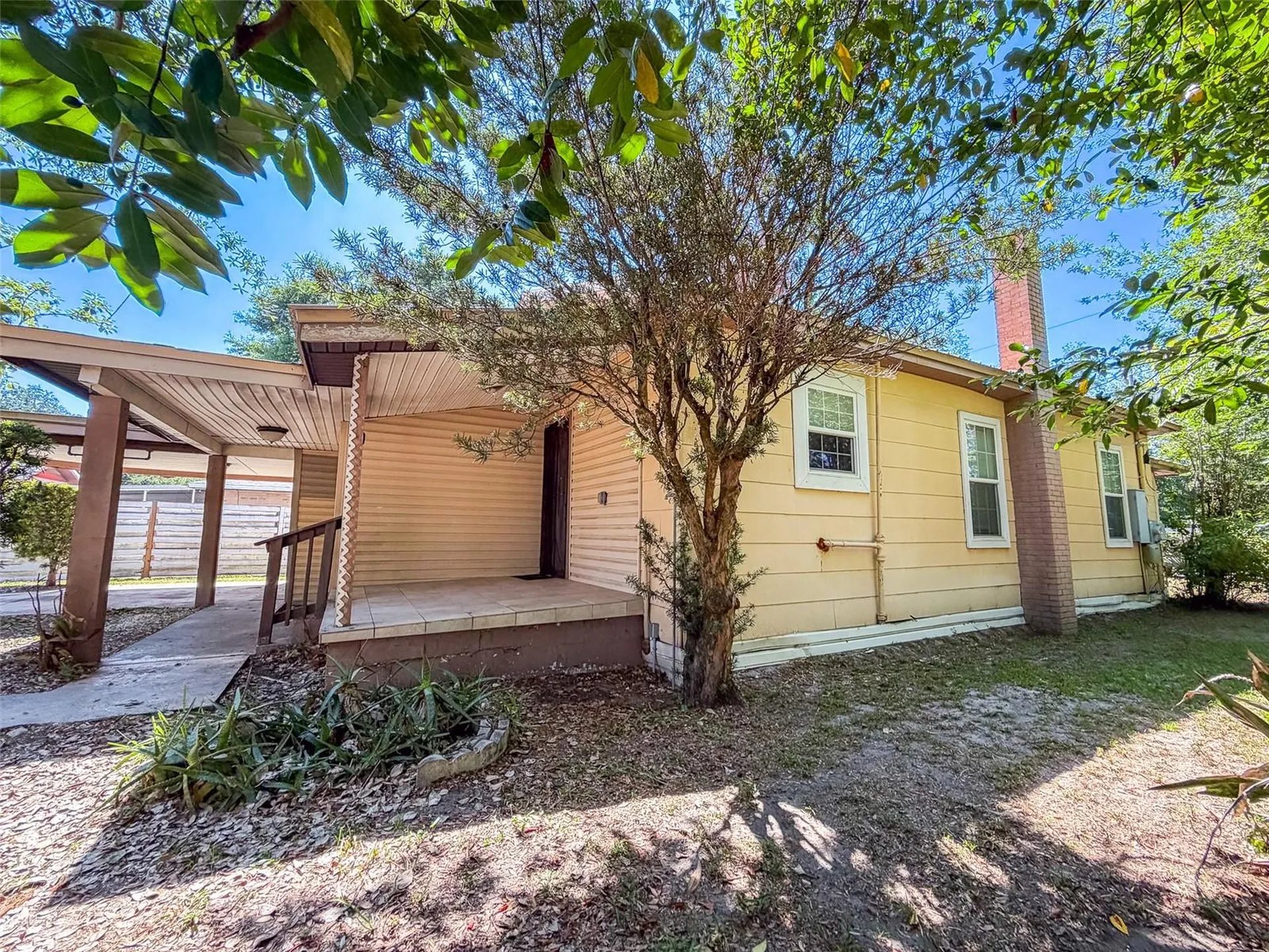 308 W Dixie Street Plant City FL 33563