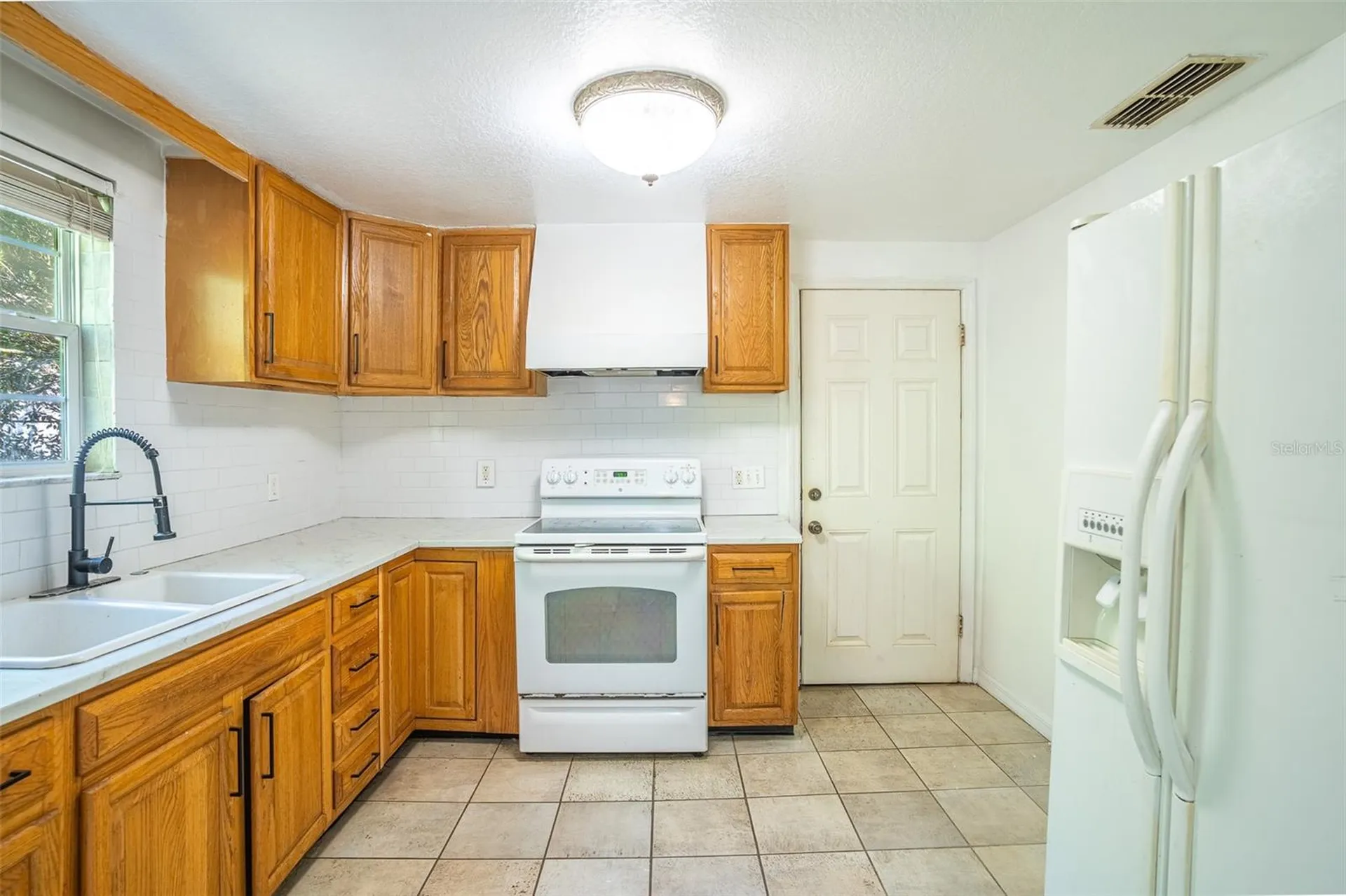 308 W Dixie Street Plant City FL 33563