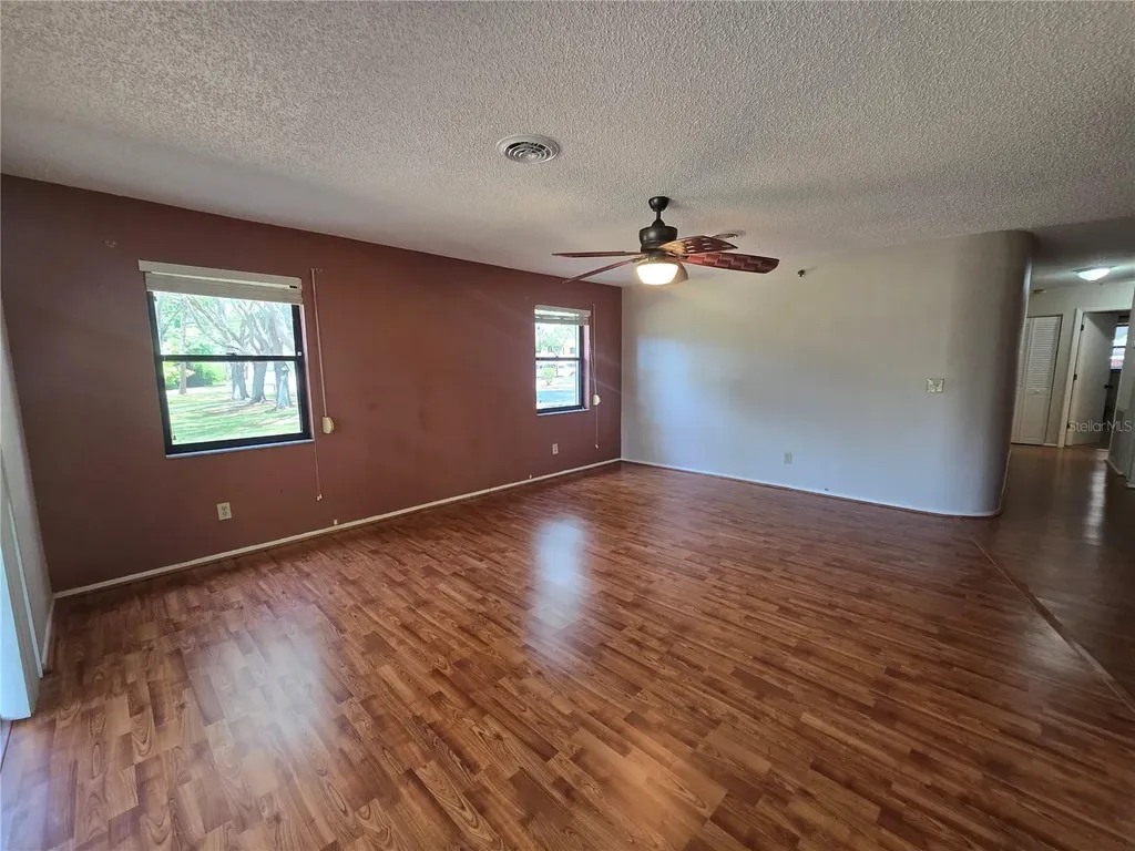 8186 Terrace Garden Drive N St Petersburg FL 33709