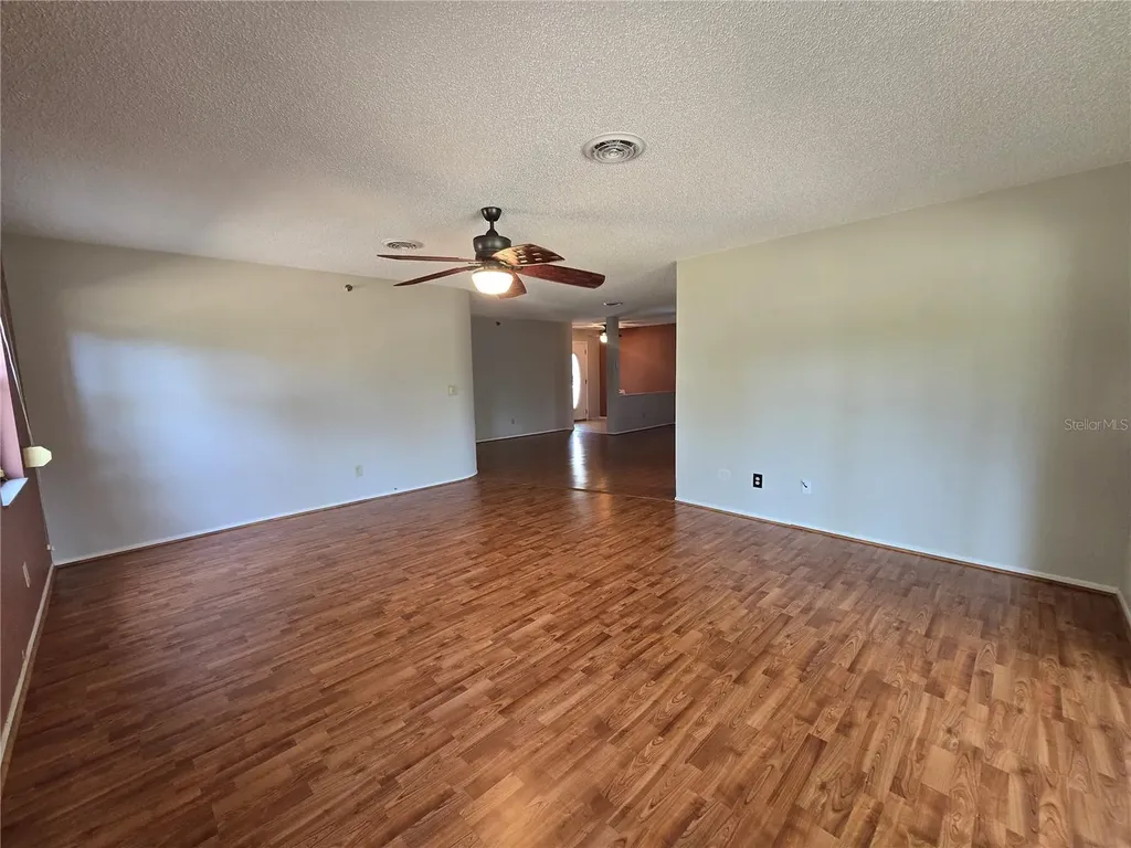 8186 Terrace Garden Drive N St Petersburg FL 33709