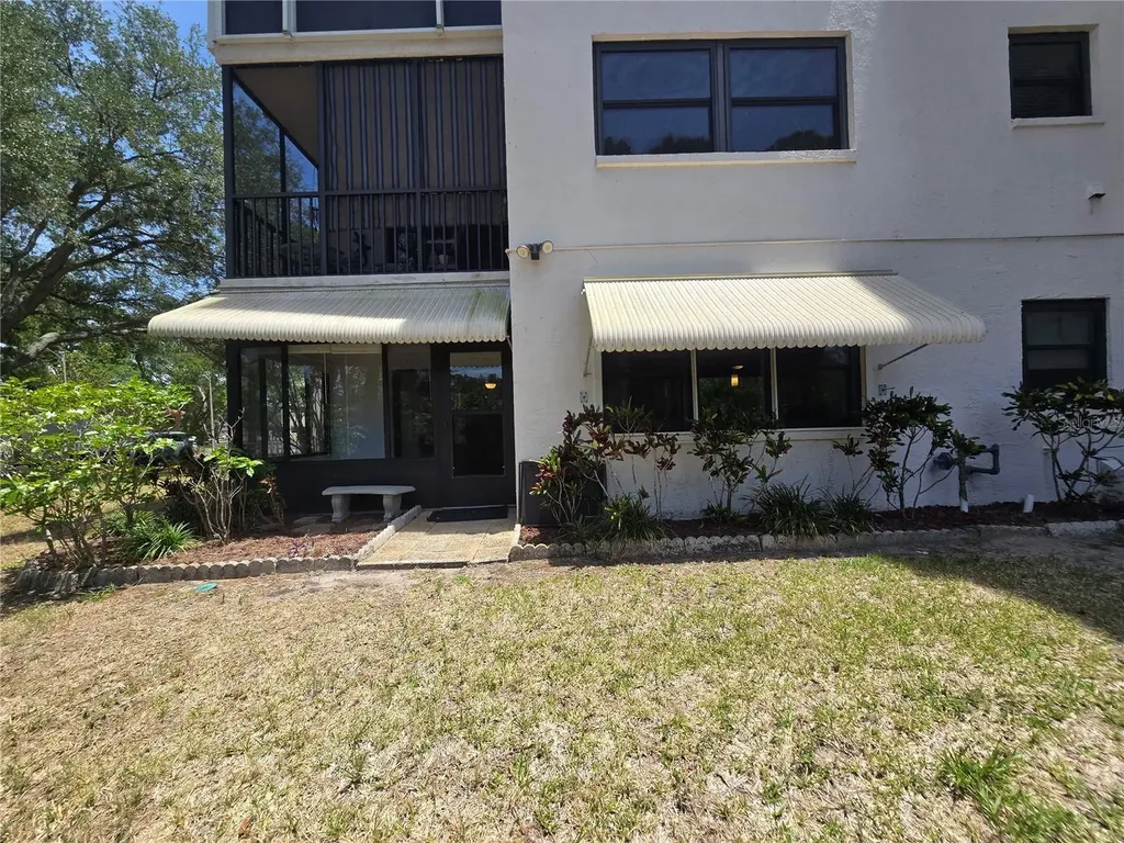 8186 Terrace Garden Drive N St Petersburg FL 33709